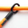 orangenes Textilseil durch gummierte Metallöse von tex–lock eyelet
