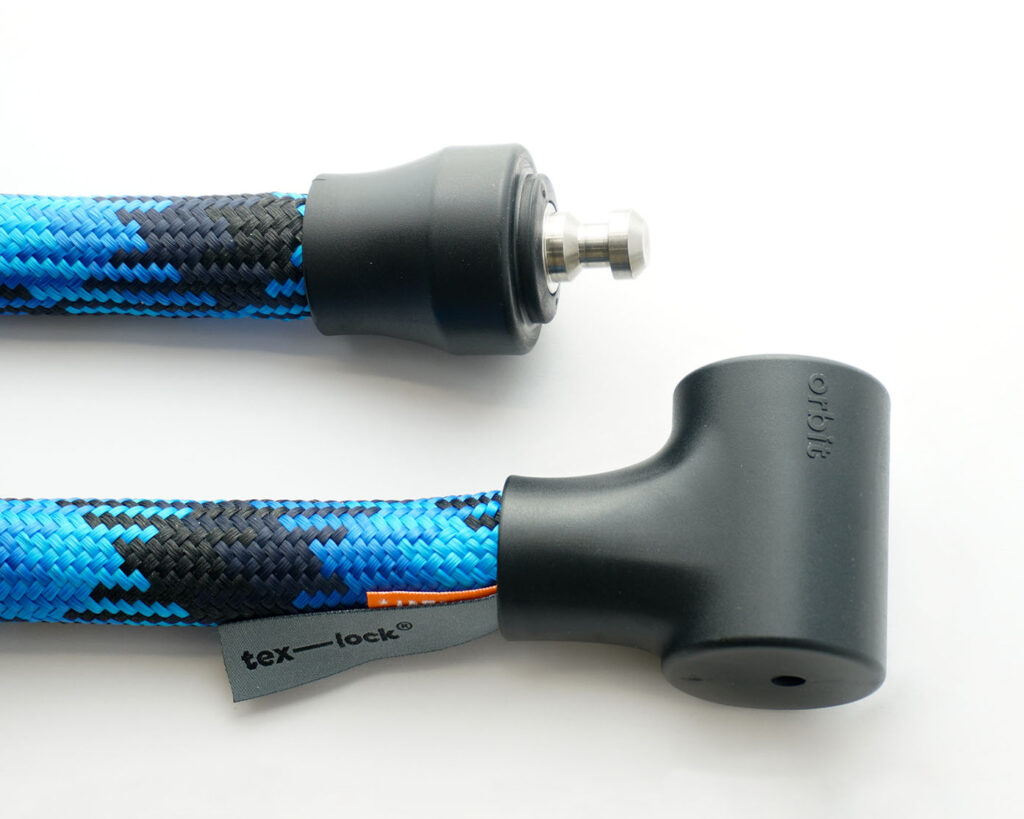 geöffneter Schlosskorpus von tex–lock orbit mit blau-schwarzem Textilseil